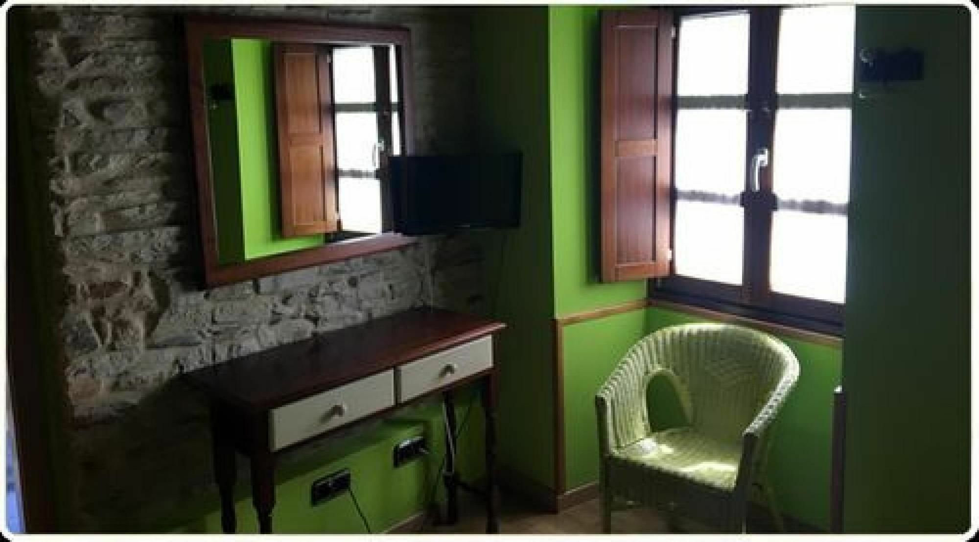 Hostal Pension Artilleiro Santiago de Compostela Exterior photo